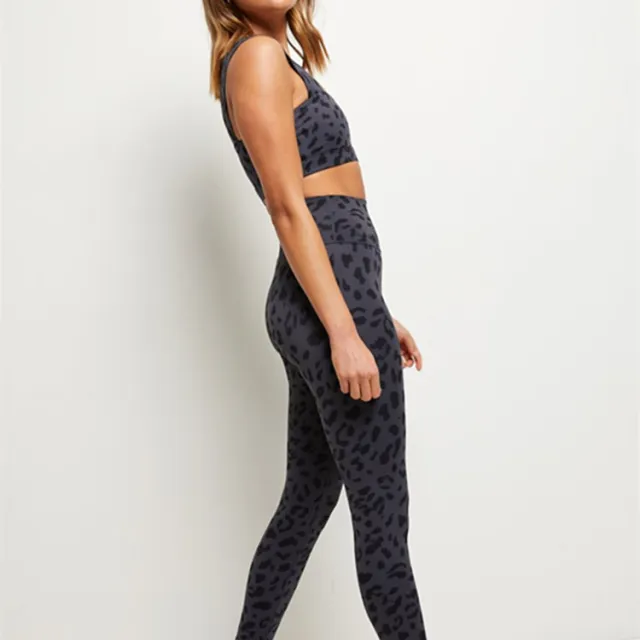 Yoga Fitness Pants Elastic Waist Slim Cropped Pants Black - Shop at LoveMi