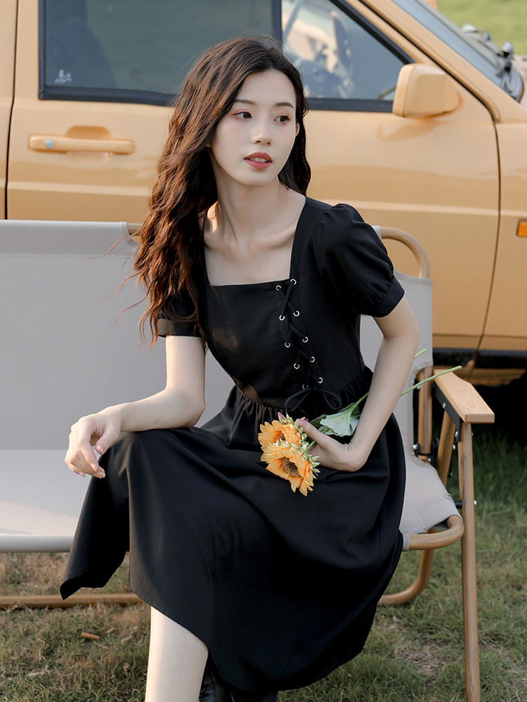 Waist-Defined Short-Sleeve Dress, picture 5 of 5