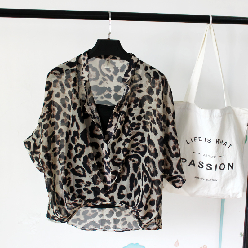 Title 6, Seven-point Bat-sleeve Leopard-print Chiffon Sh...