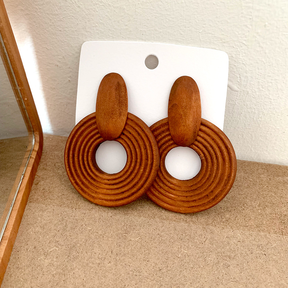 Anna's Same Log Earrings Handmade Exaggerated Geometric Spiral Pattern Round Large Earrings