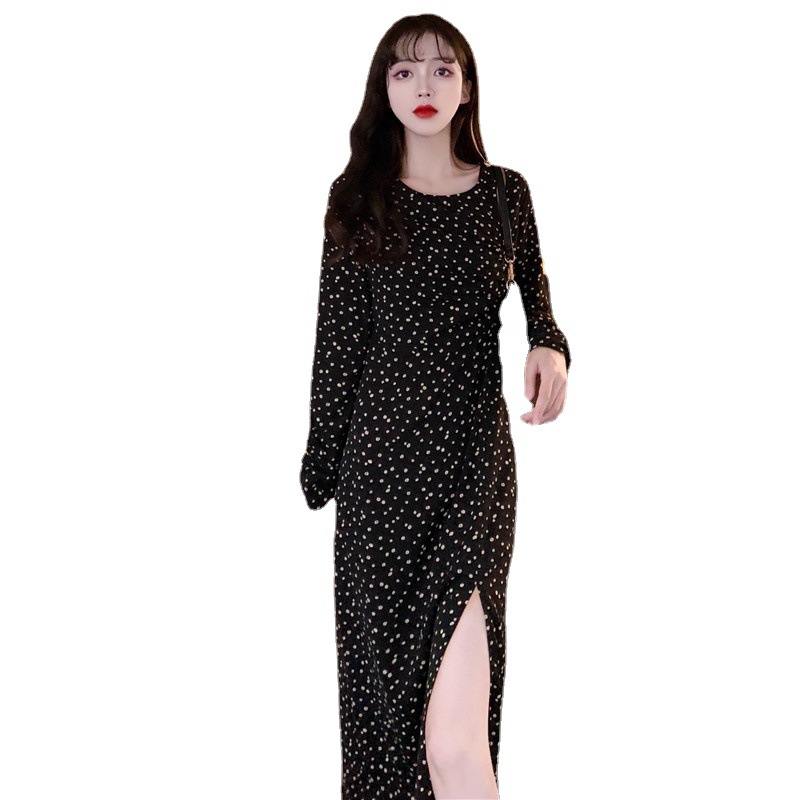 Slim Mid-length Black Dress With Side Slits