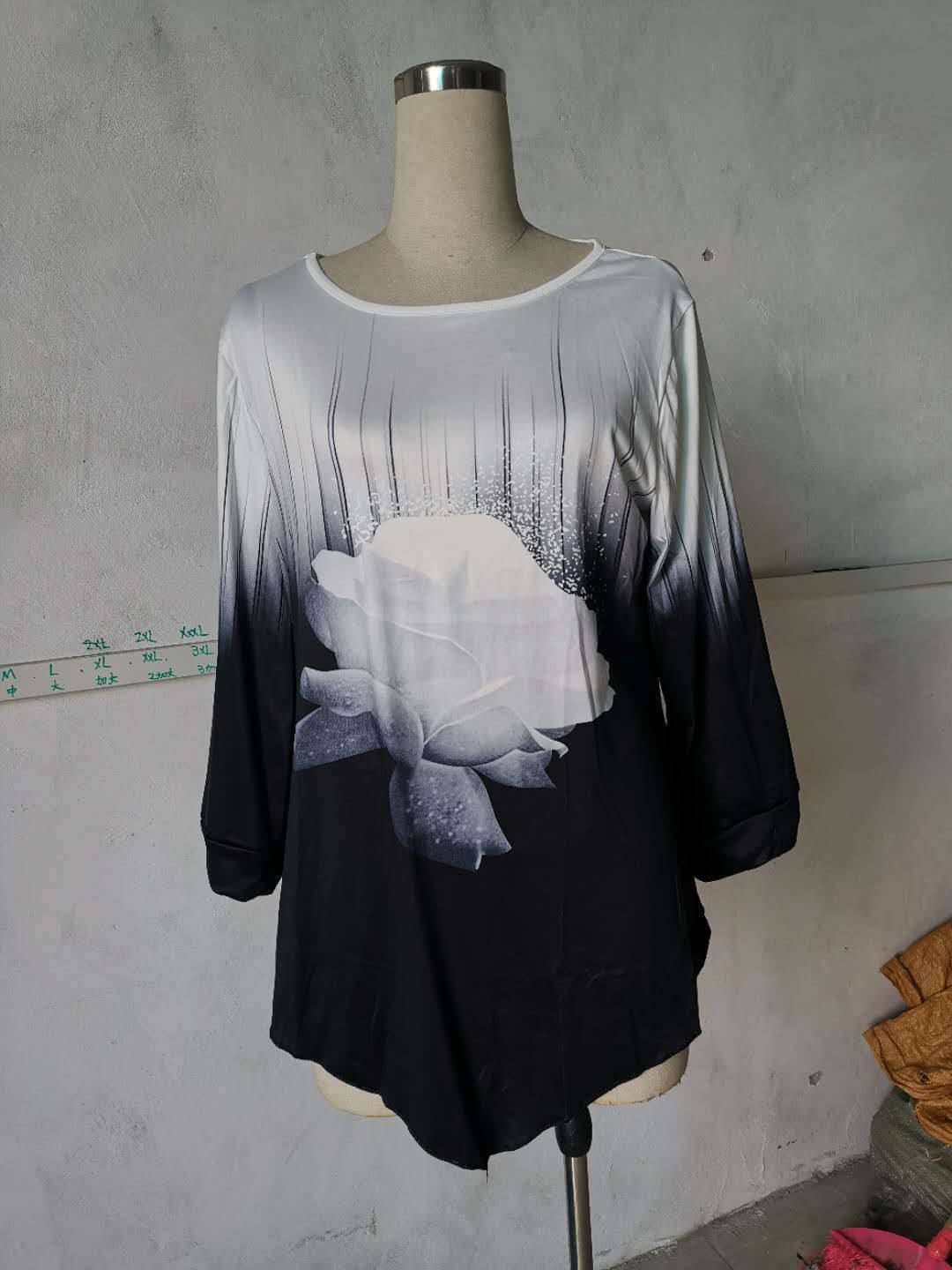 Digital print crew neck T-shirt