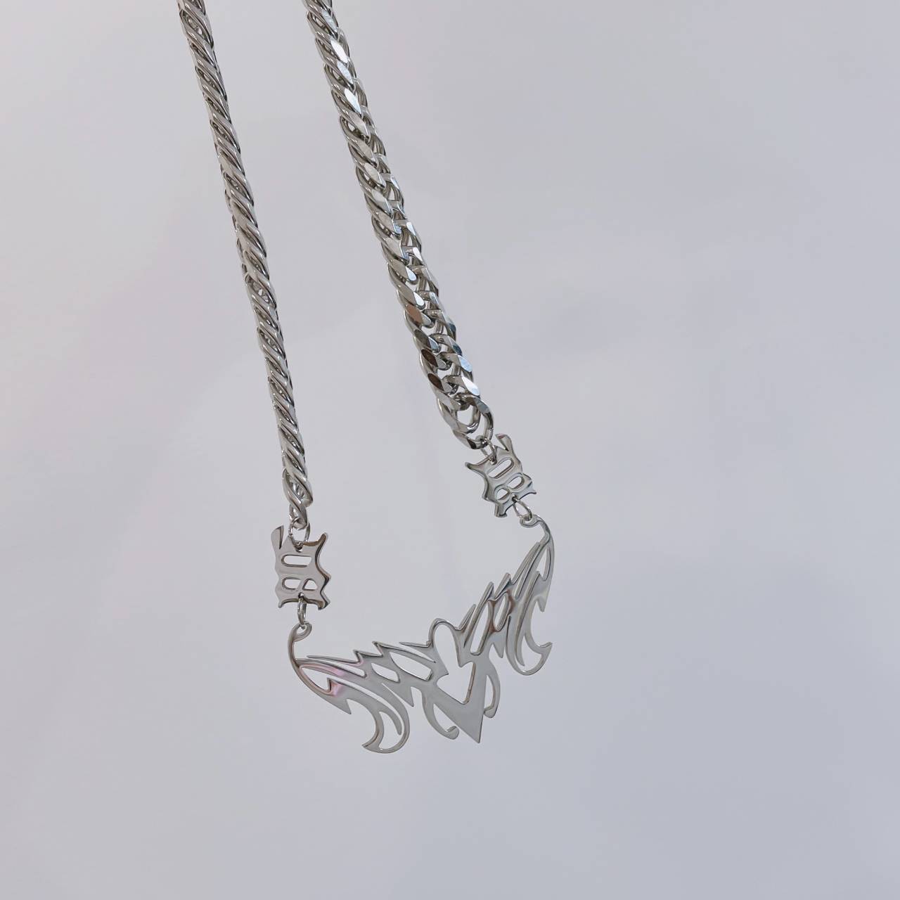 Customized Personality Niche Design Thorns M Letter Pendant