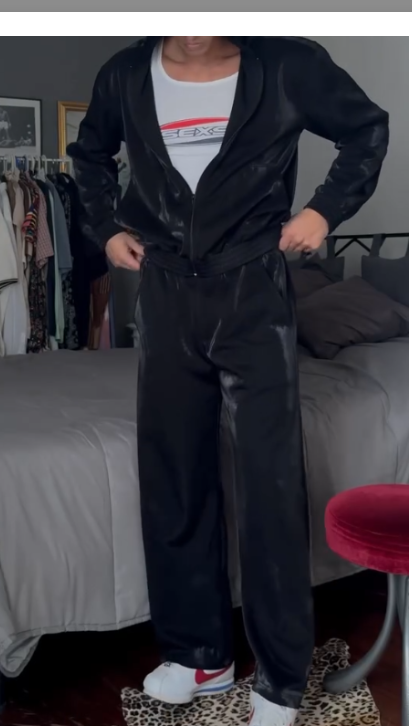 $41.71 Men's Fashion Sports Hooded Suit 2-Piece Set-Black