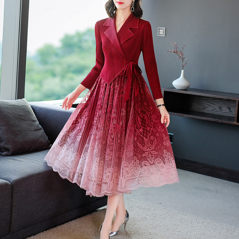 Pleated Long Lace Dress, picture 3 of 6