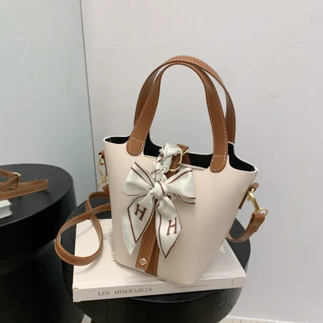 French Niche All match Retro Bucket Handbag White - Shop at LoveMi
