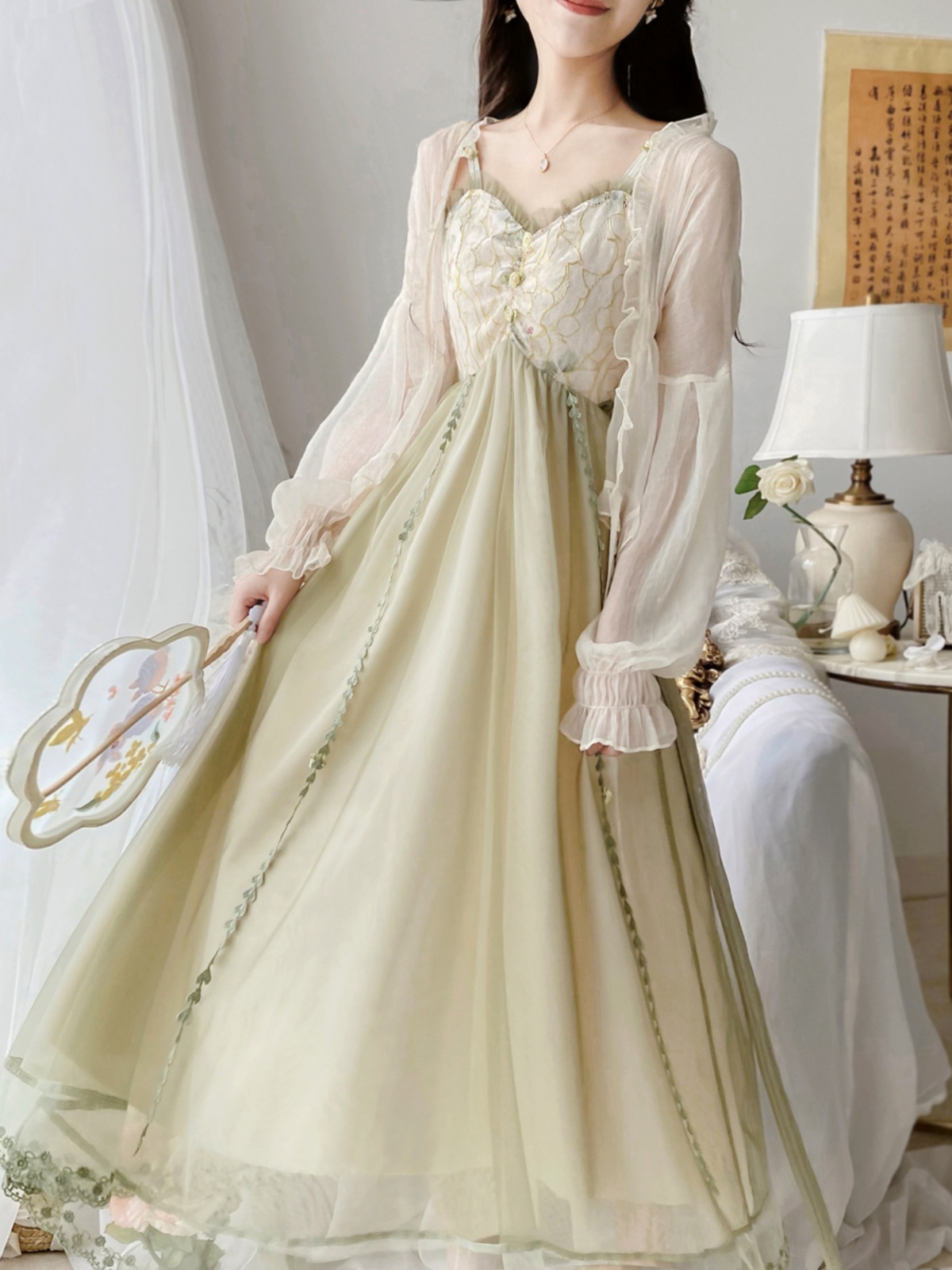 Dress With Super Fairy Lace Patchwork Mesh