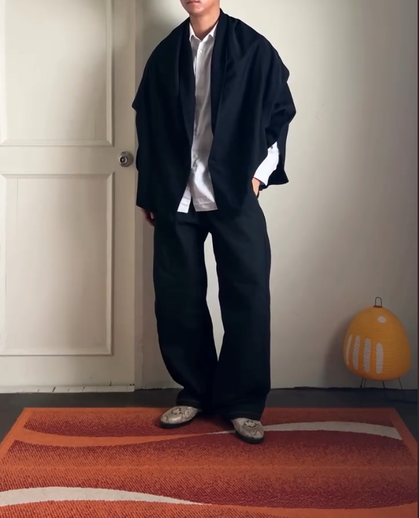 related_product['title']