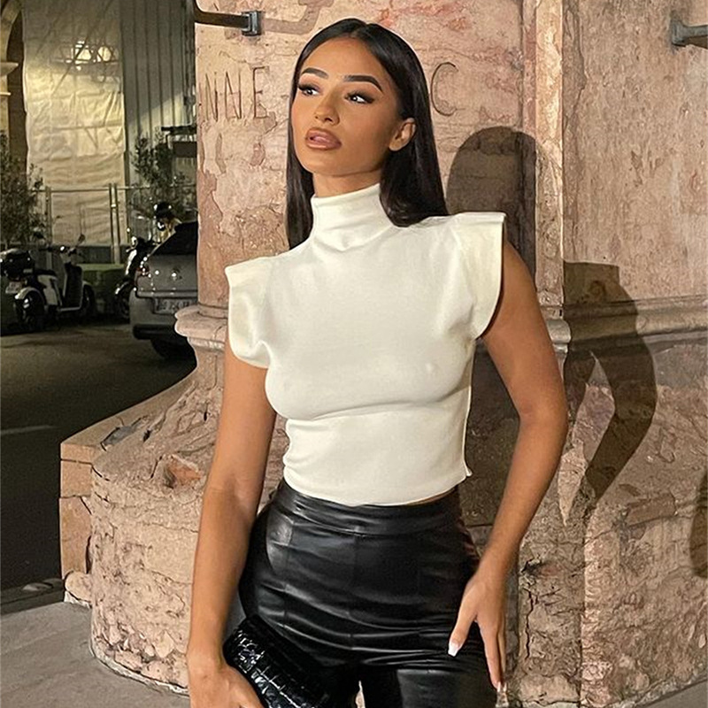 Fashion Hot Girl Style Temperament Showing Chest Half High Neck Sleeveless T-shirt