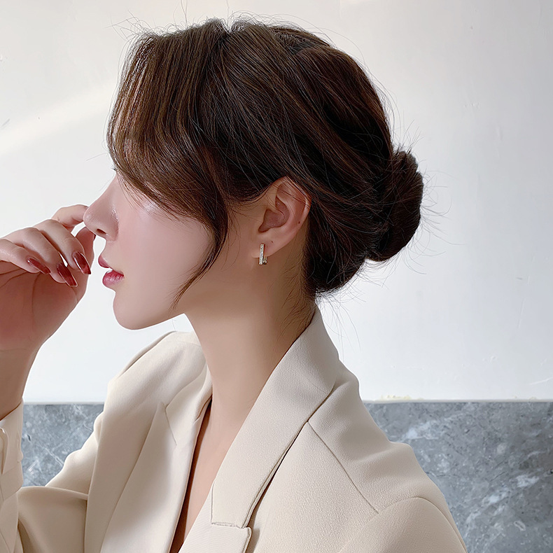 Fashion Simple Square Small Ear Buckle