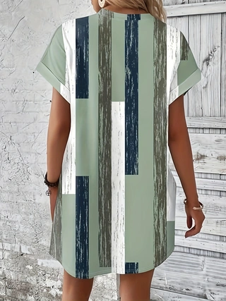 Short Sleeve Printed Pocket Dress