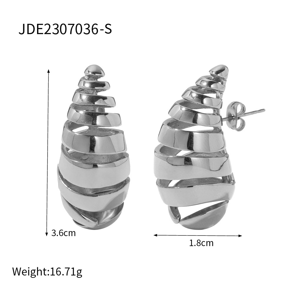 Title 4, Ženske geometrijske minđuše za sve utakmice