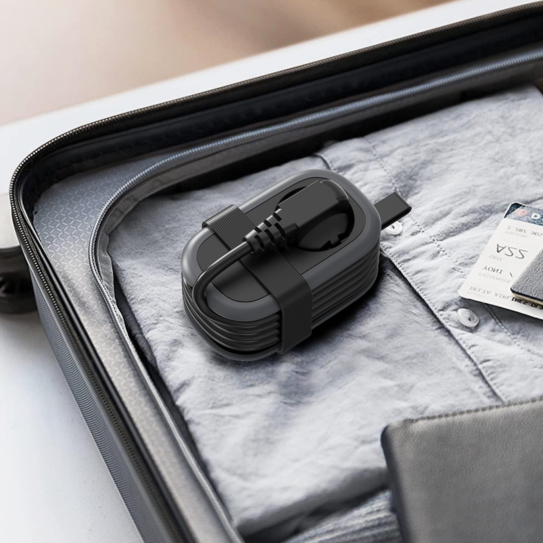 Socket, Black