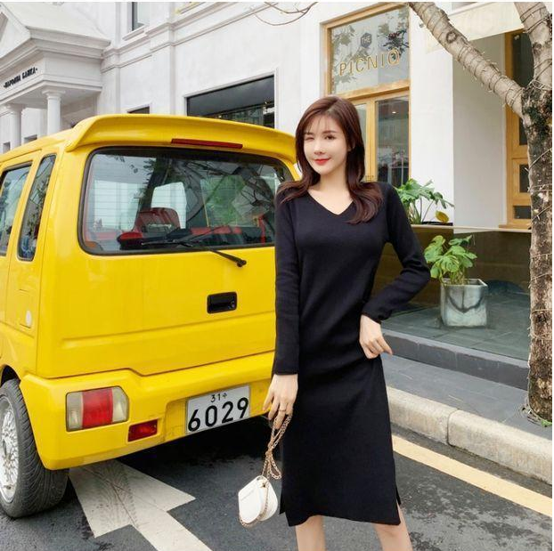 Long-sleeved V-neck All-match Over-the-knee Knitted Dress