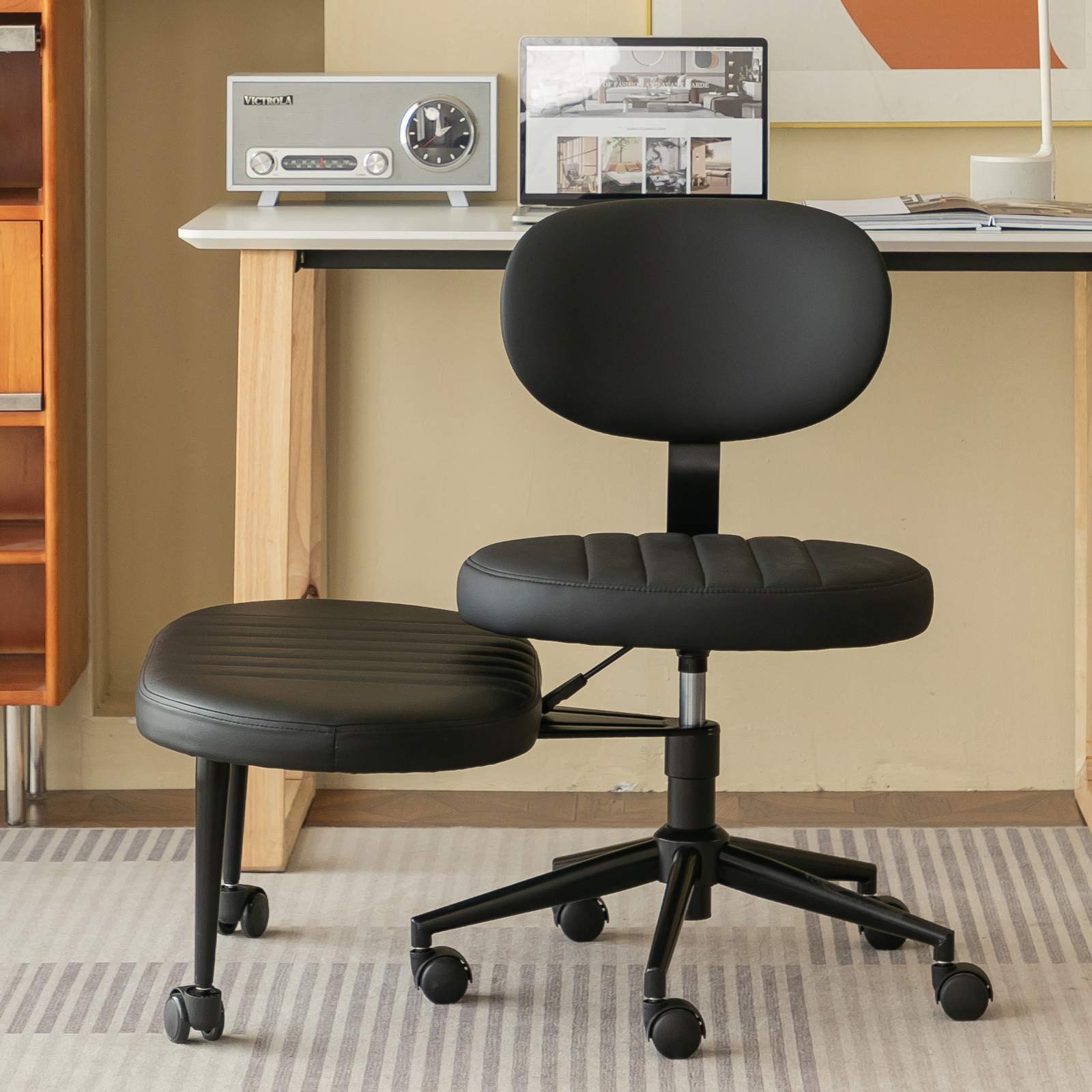 Ergonomic Cross Legged Office Chair