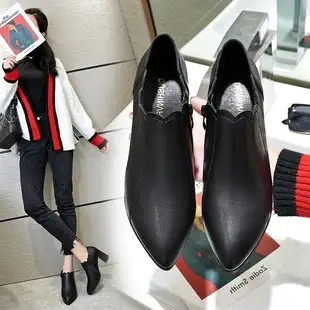 Mid heel leather pointed toe women's boots