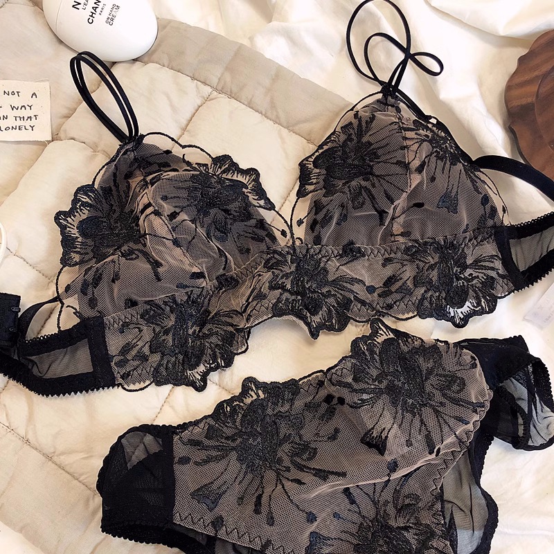French Underwear Suit Women's Big Chest And Small Push Up