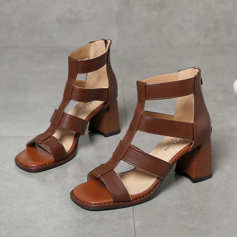 Summer New Hollow Retro Thick High Heel Sandals For Women - Brown