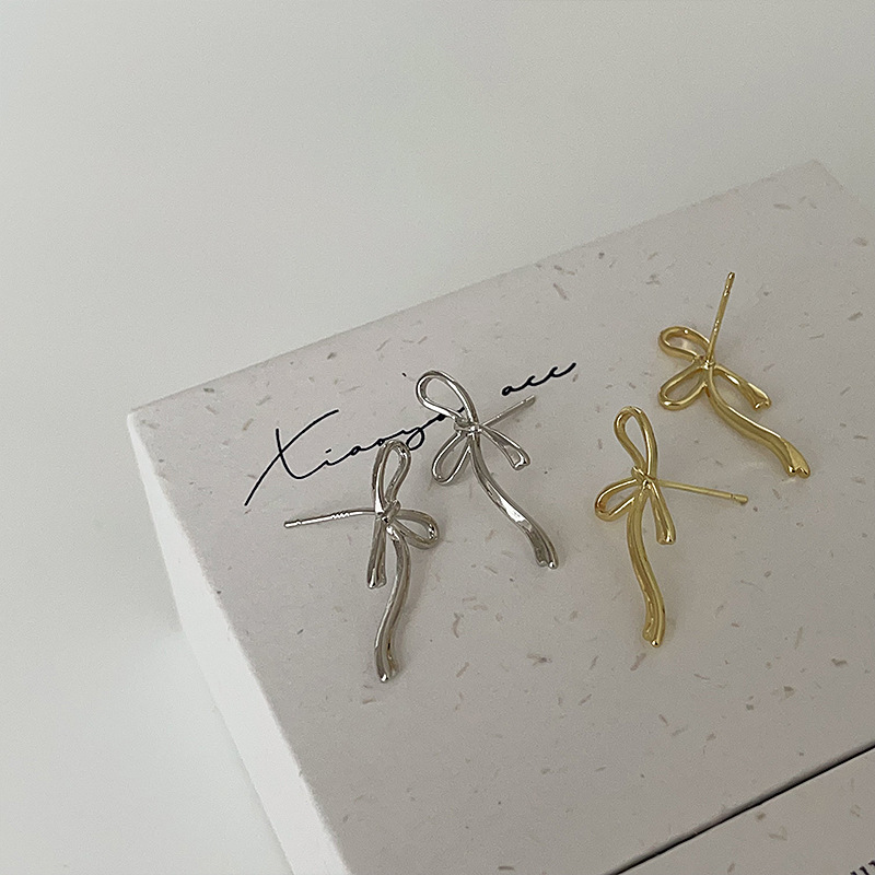 Special-interest Design Ribbon Metal Bow Stud Earrings Simple Elegant Sweet Personality