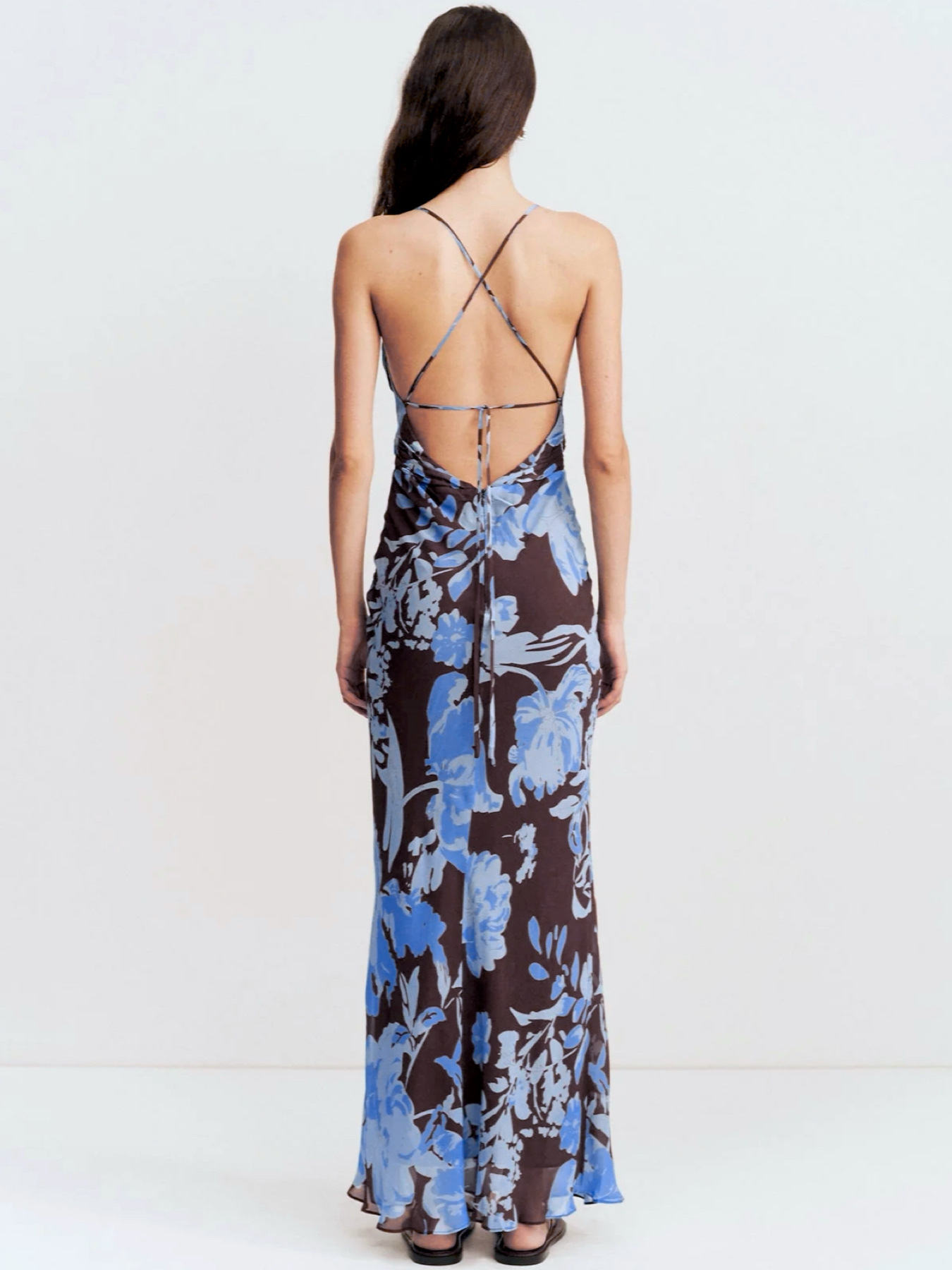 Buy Women's Clothing Online | Buy Trending Dresses for Women