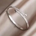 Yb605 Silver