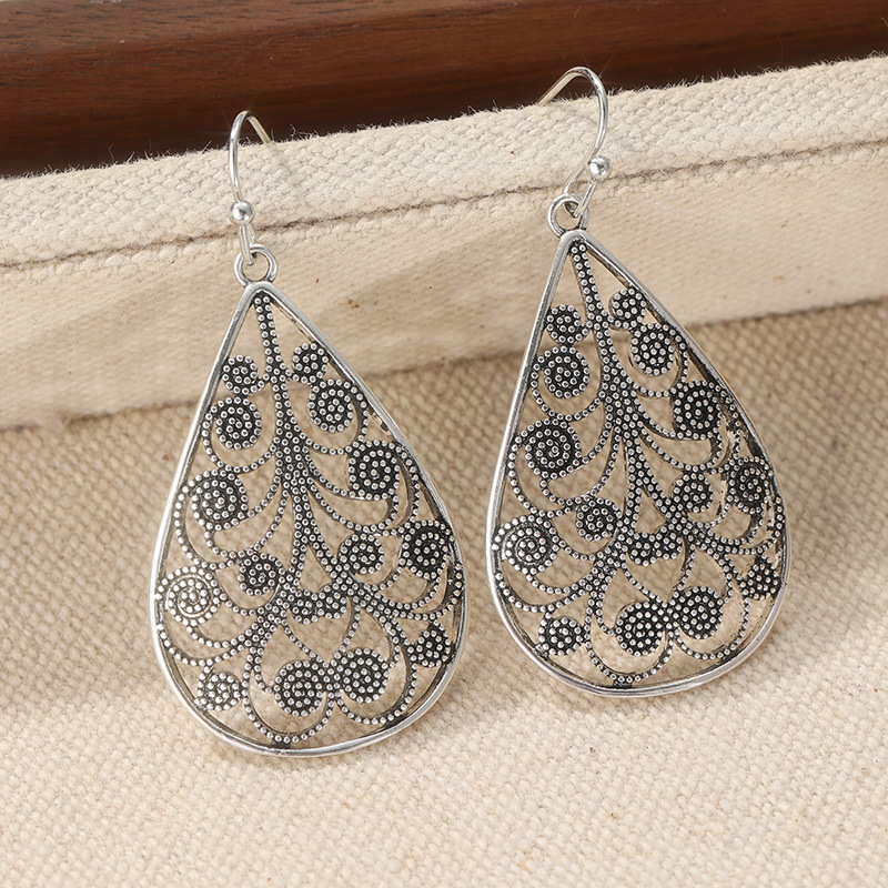 Silver Geometric Teardrop Ear Studs