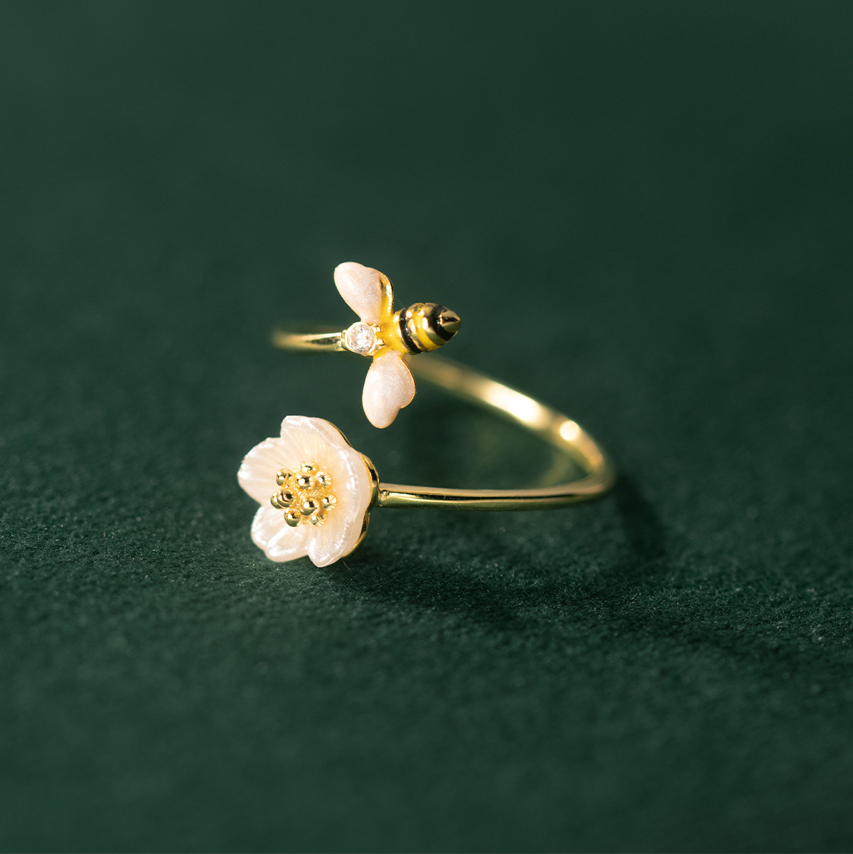 Silver Bee Shell Ring For Women
