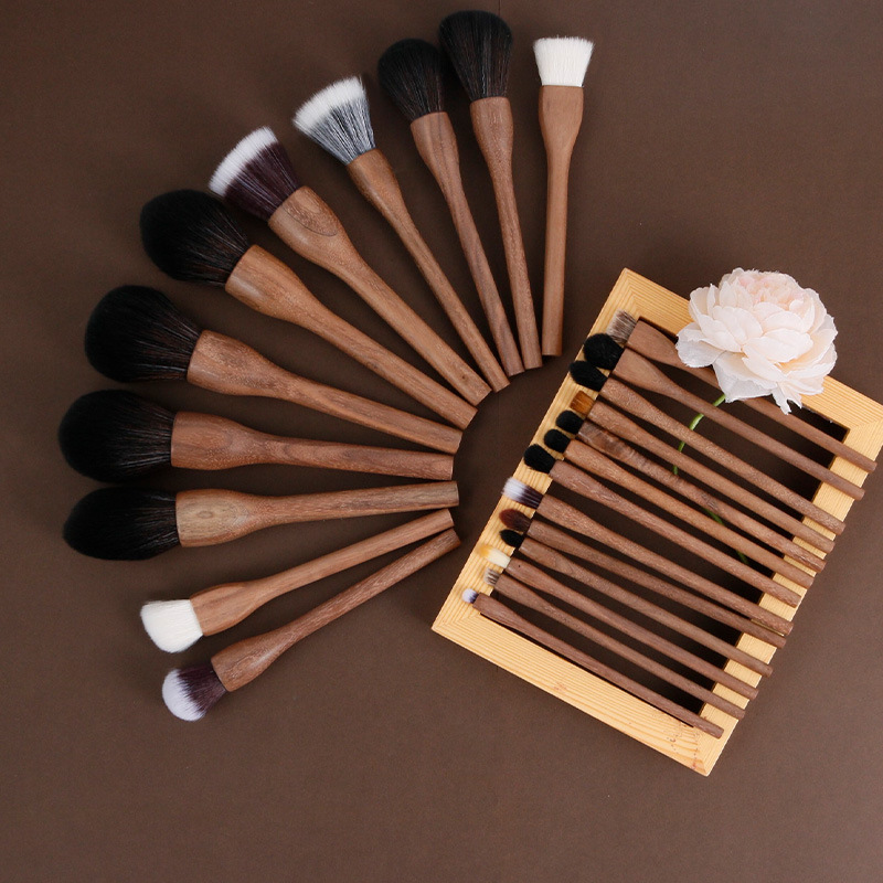 H Set Brush Vintage Soft Black Walnut Makeup Brush 3