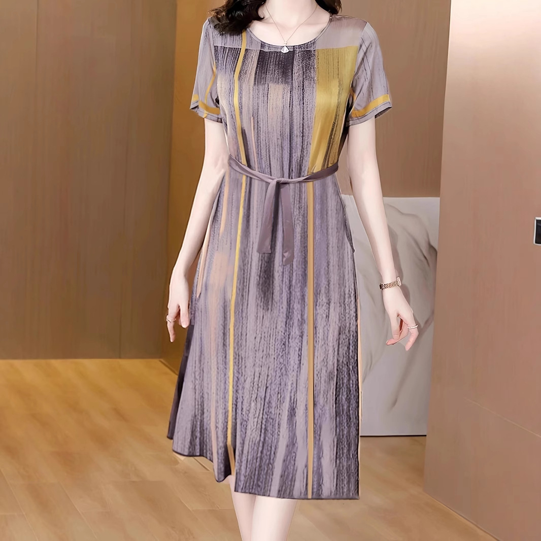 Elegant And Stylish Springsummer Short-sleeve Dress