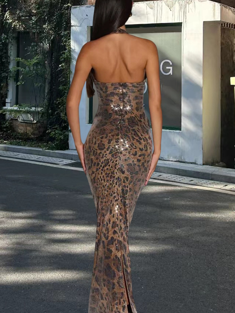 Buy Women's Clothing Online | Buy Trending Dresses for Women