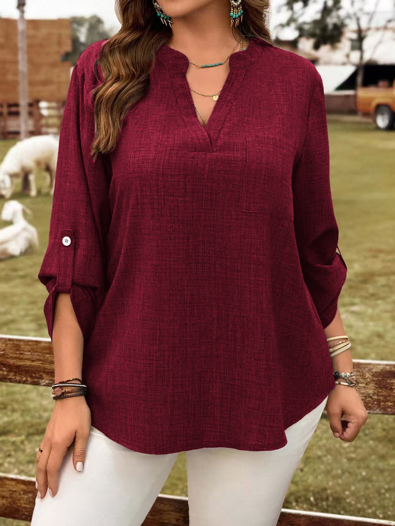 Top holgado de moda con cuello en V, abotonado y color liso. 01af8d1f 750d 4d3c 80b4 7a3b068a25cf