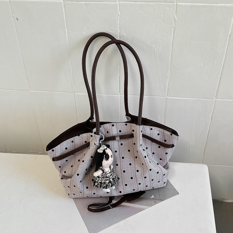 https://cf.cjdropshipping.com/quick/product/01e266ff-8400-4490-a1c8-d731c951045a.jpg