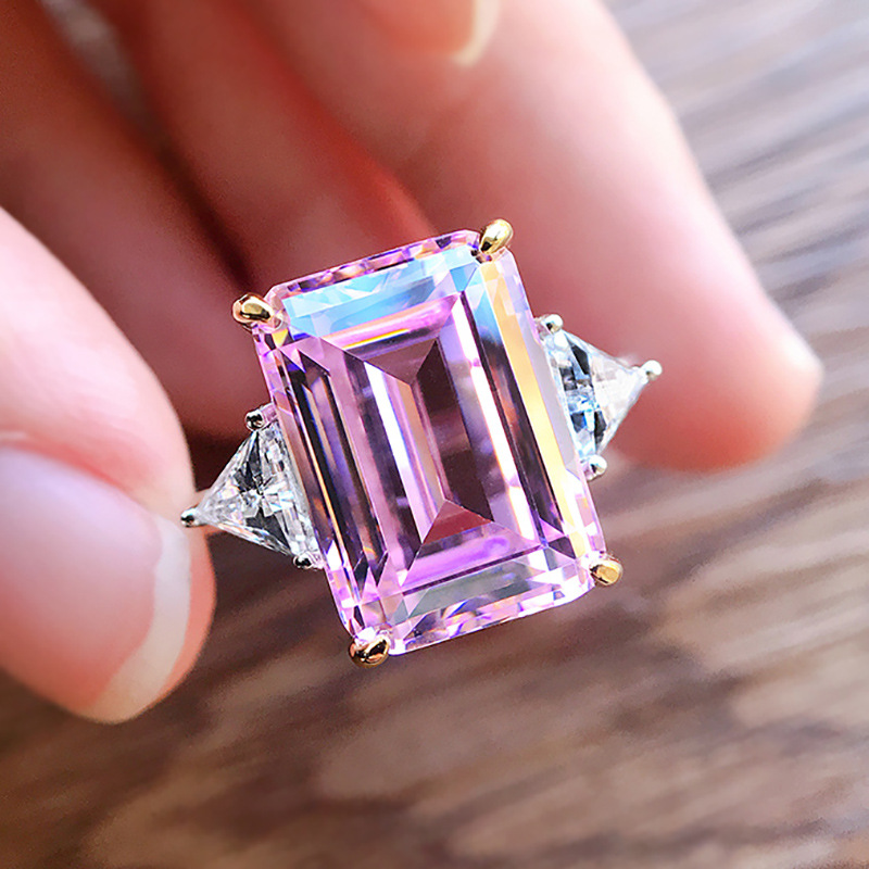 Buy Women's Clothing Online | Buy Trending Dresses for Women