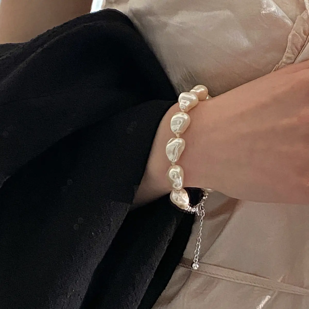 Simple Artificial Baroque Pearl Irregular Bracelet