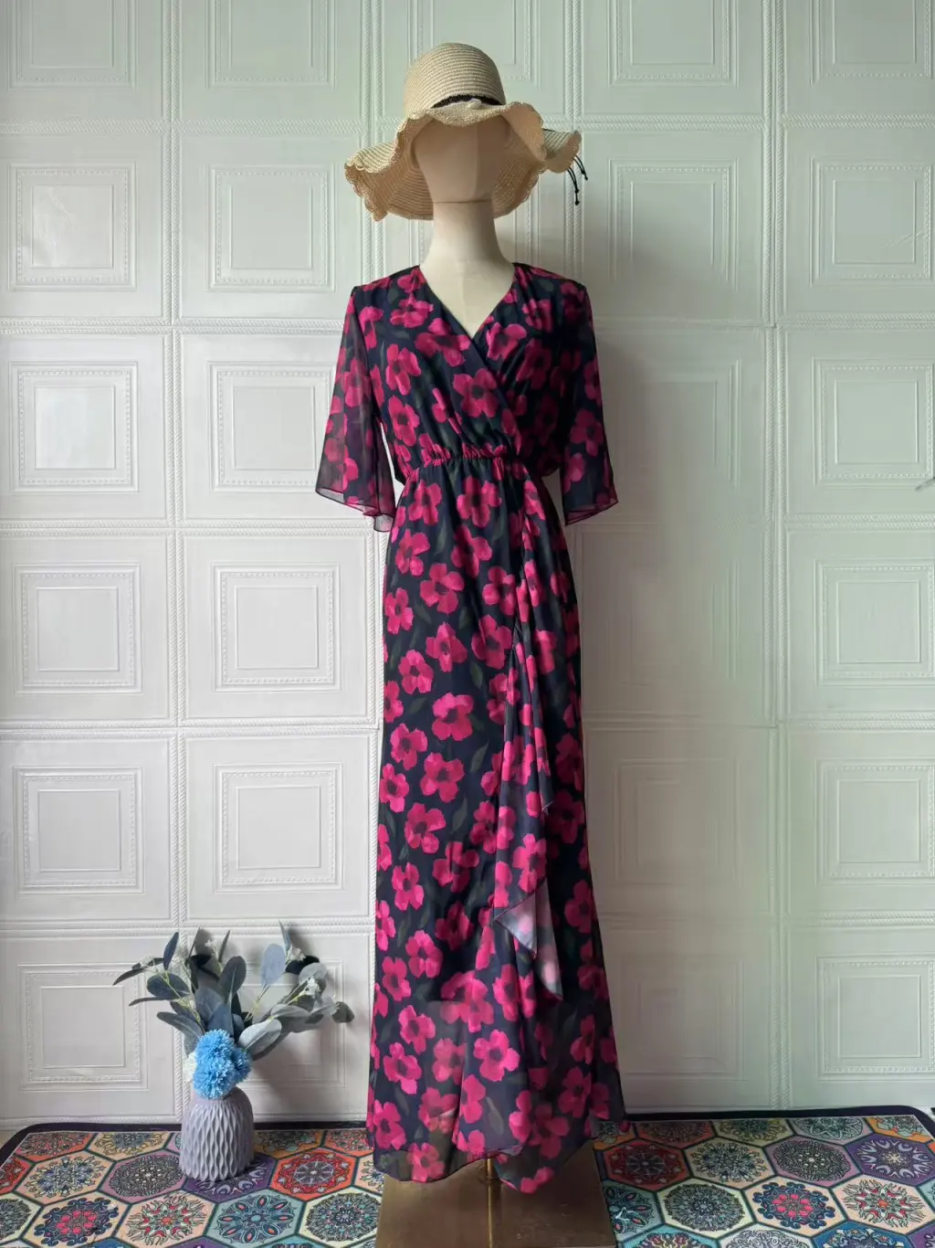 Retro Sexy V-neck Short Sleeve Gorgeous Dress - Black Safflower