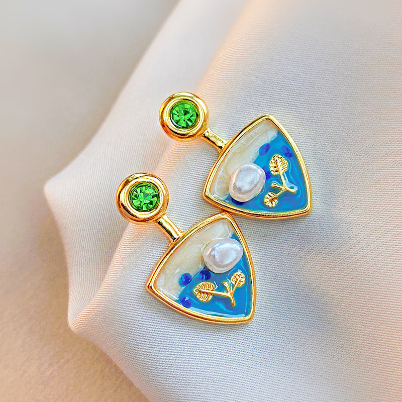 Middle Ancient Court Dripping Stud Earrings Women's Art