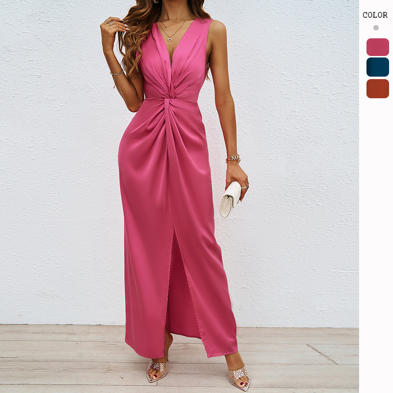Summer Elegance Kinked Sleeveless V-neck Slit Dress