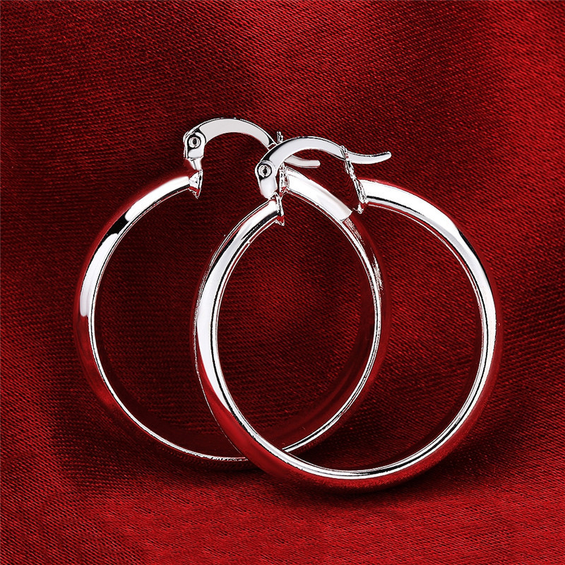 Women's Fashion Earrings Silver Plated Glossy Ear Ring