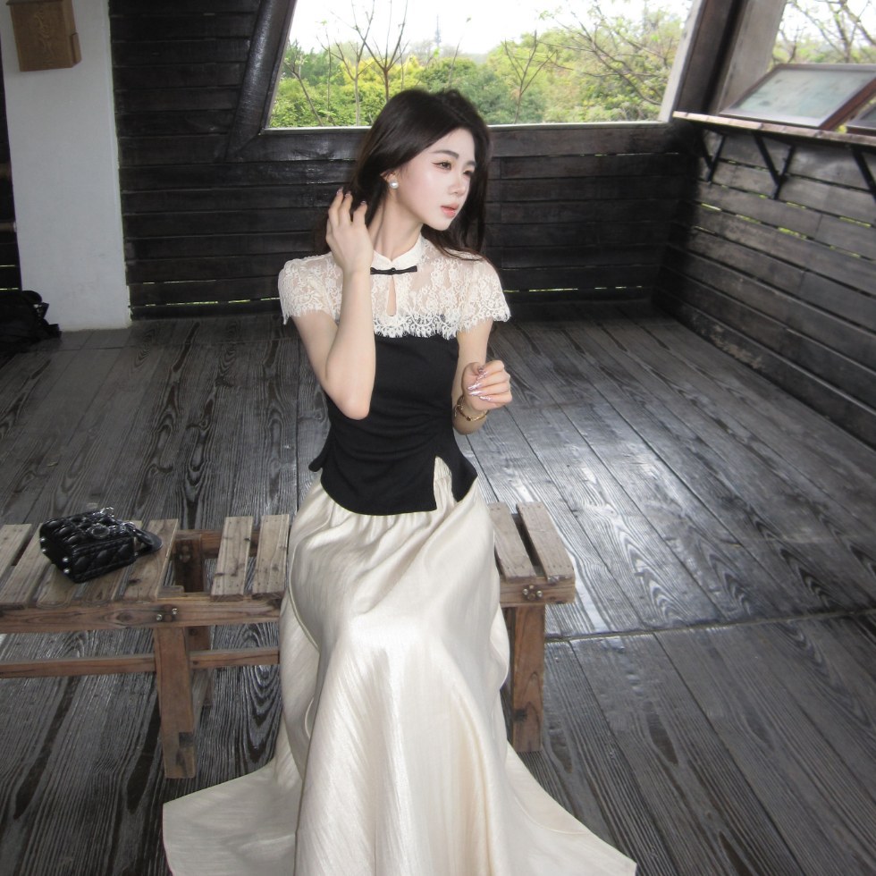 New Short-sleeve Top And Casual A-line Skirt Set