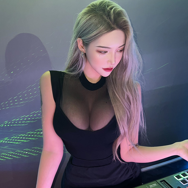 Solid-color Sexy Mesh Sheer V-neck Sleeveless Knit Top For Women