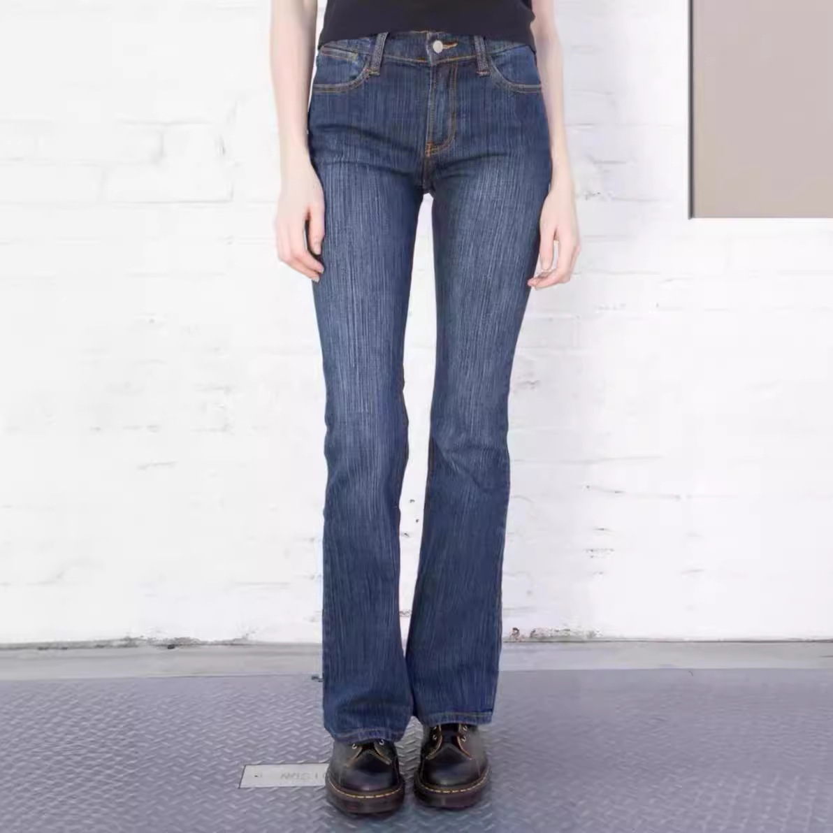 https://cf.cjdropshipping.com/quick/product/03702e9f-74f9-49c7-a411-e2590484ed19.jpg