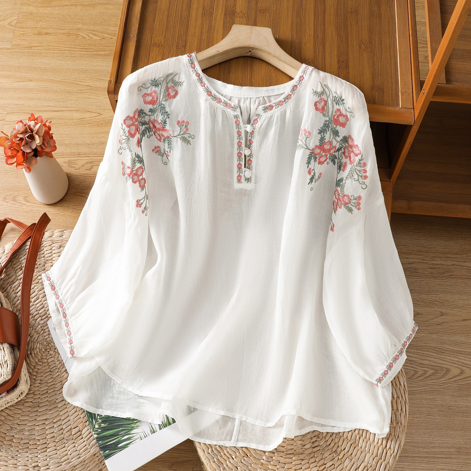 https://cf.cjdropshipping.com/quick/product/03950eca-f22c-4deb-9c89-1ef51394fb25.jpg