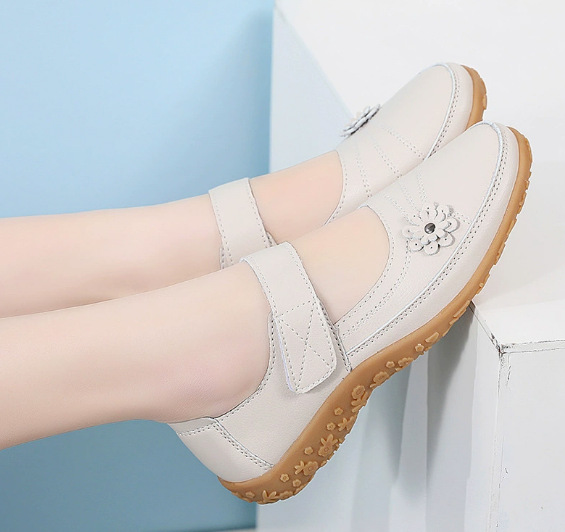 Leather Low-Top Flats, picture 5 of 7