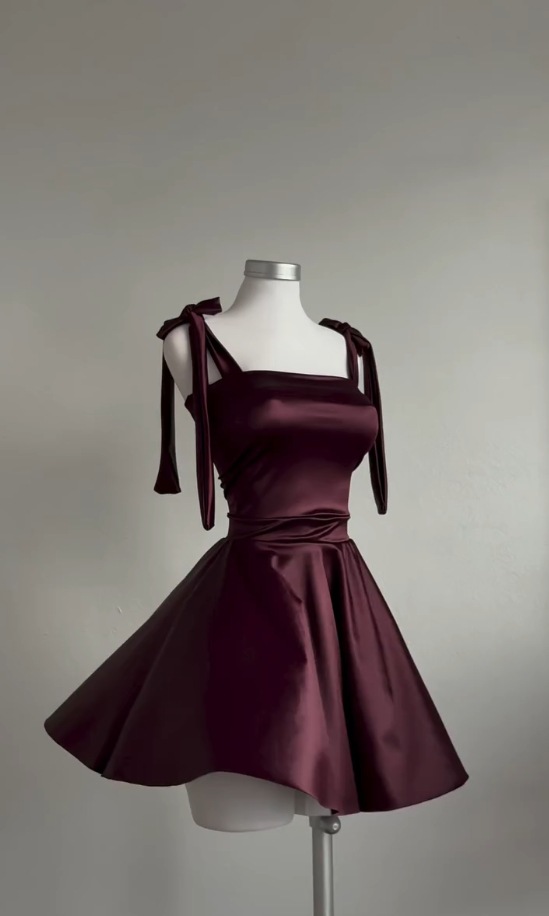 Sexy Solid color Ballet style Waist cinching A line Mini Skirt Wine Red - Shop at LoveMi