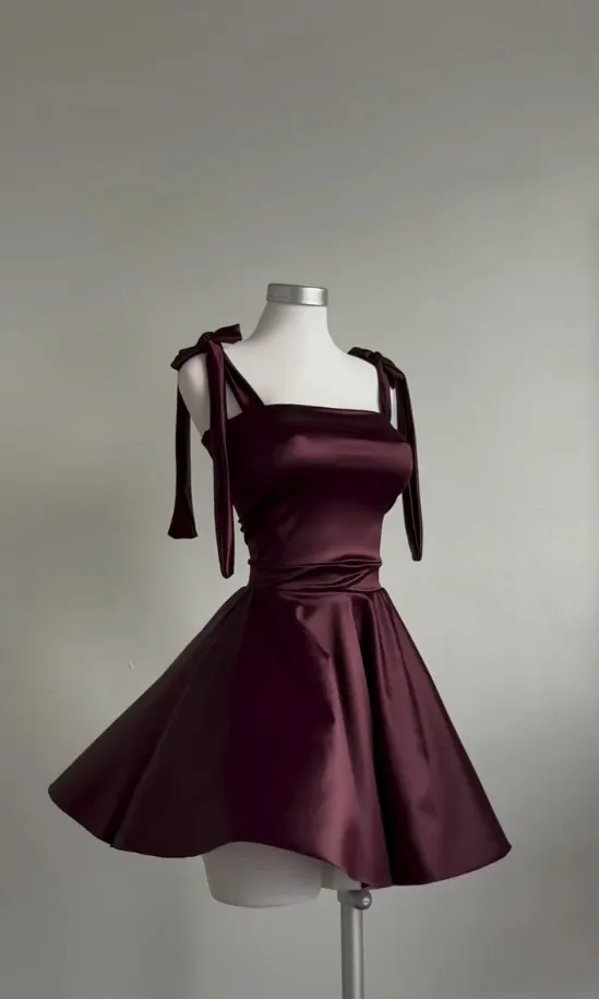 Sexy Solid color Ballet style Waist cinching A line Mini Skirt Wine Red - Shop at LoveMi