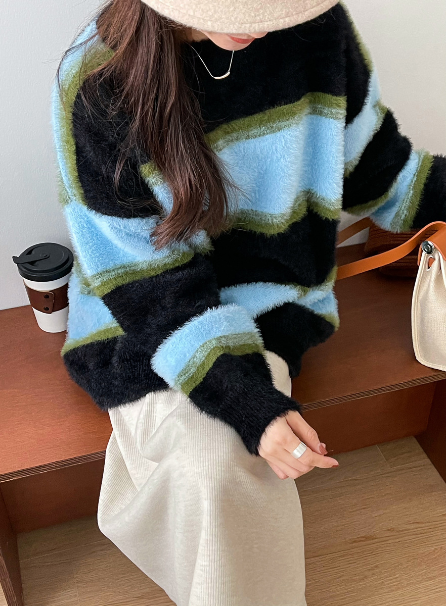 Women's Fashion Contrast Color Knitted Sweater