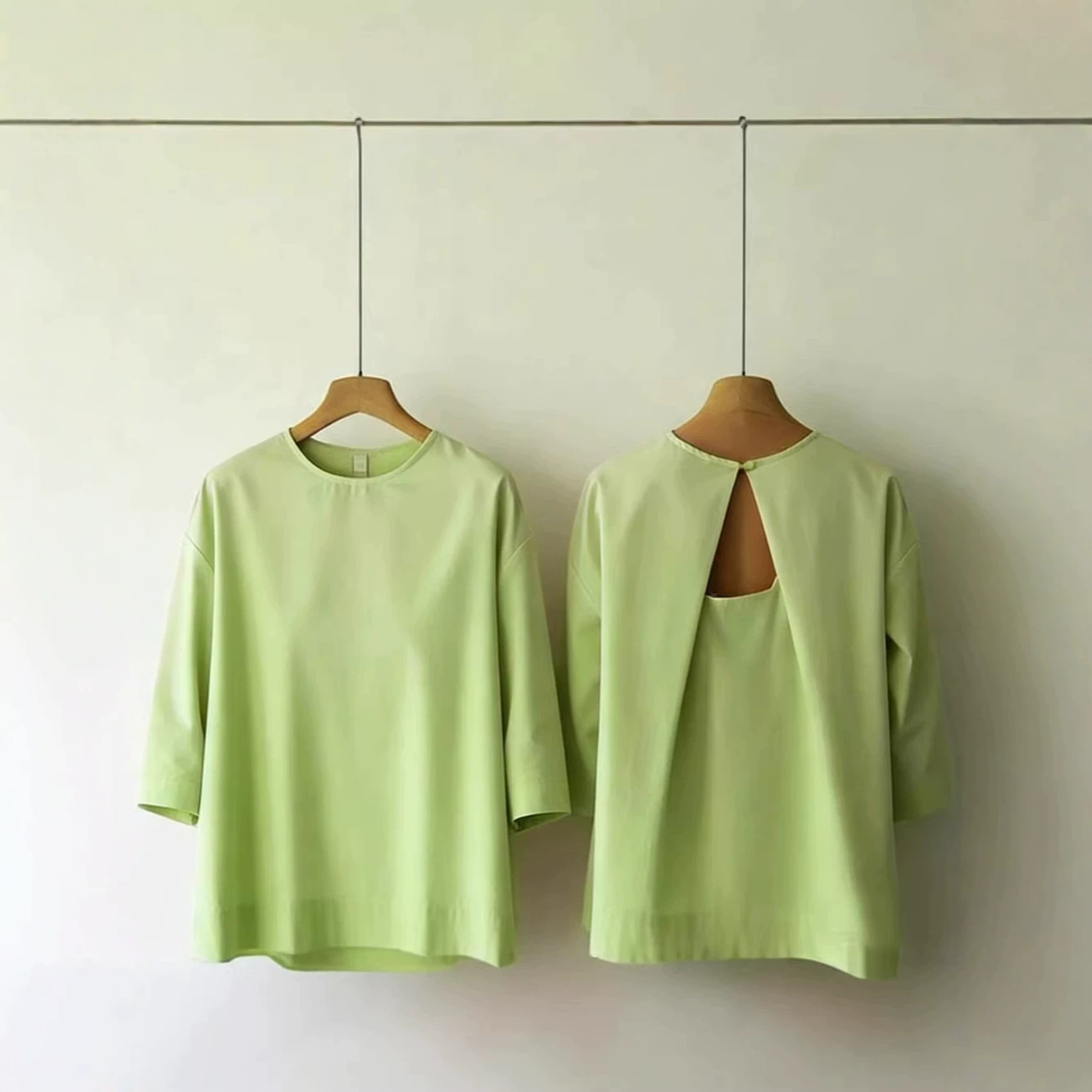 Womens Backless Top With A Round Neck And Three-quarter-length Sleeves