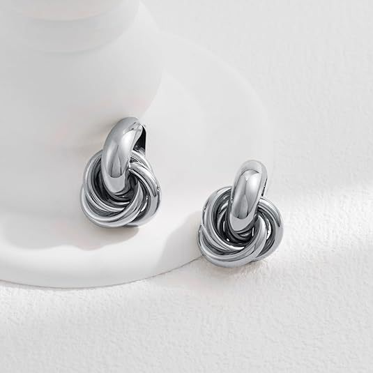 Buy Women's Clothing Online | Buy Trending Dresses for Women