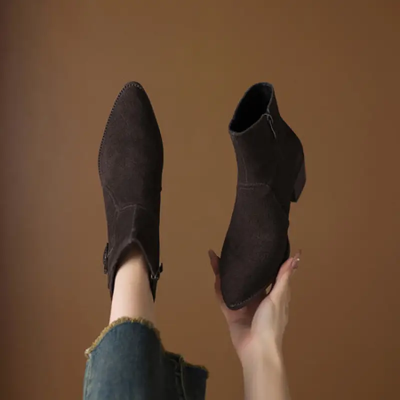 Ankle Boots With A Retro Chunky Heel And Round Toecomfortable For Your Feet All Fall And Winter