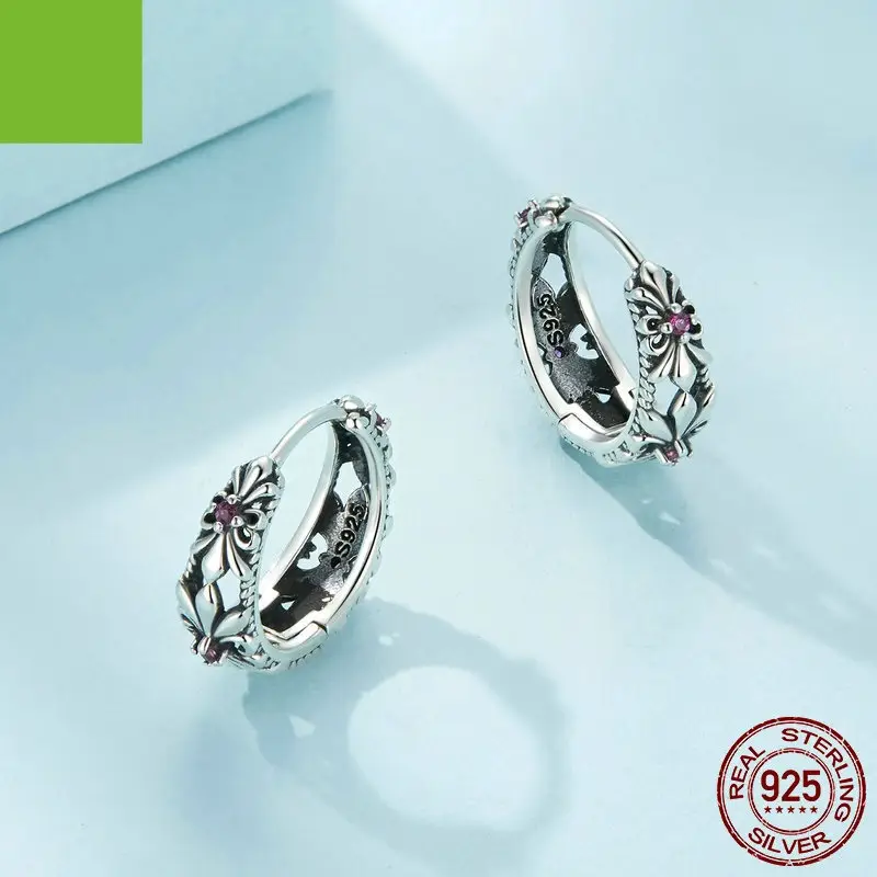 Original Purple Flower-de-Luce Retro Ear Clip Women